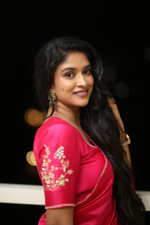 Vedha Jalandhar Stunning Looks in Saree