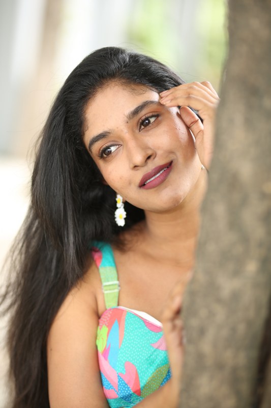 Vedha Jalandhar Simple Looks in Ameerlog Promotions