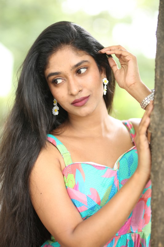Vedha Jalandhar Simple Looks in Ameerlog Promotions