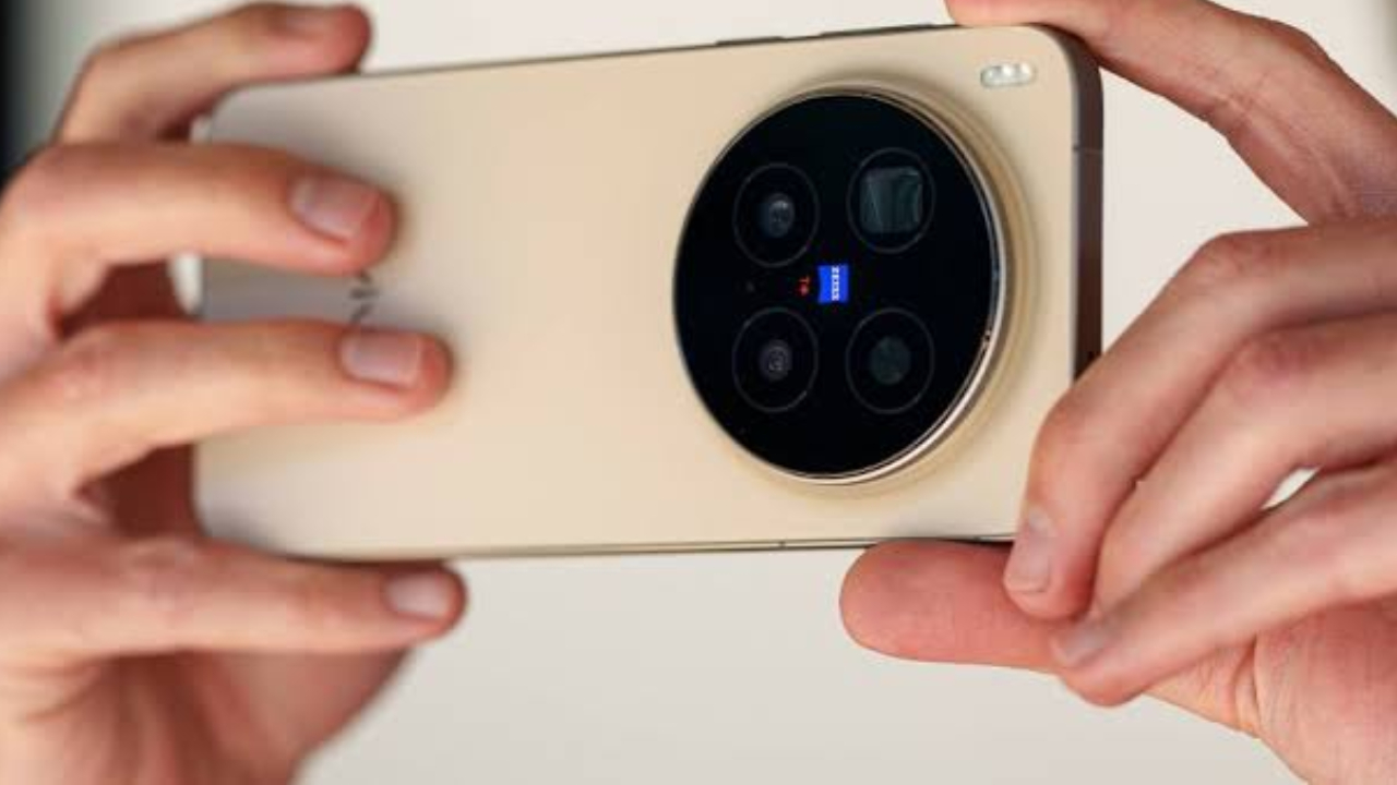 Vivo X500 Pro Launch : ఫ్లాగ్‌షిప్‌లకు గట్టి పోటీ.. కొత్త వివో X500 ప్రో వస్తోందోచ్.. లీక్ చూసి ఫ్యాన్స్ ఫుల్ ఖుషీ!