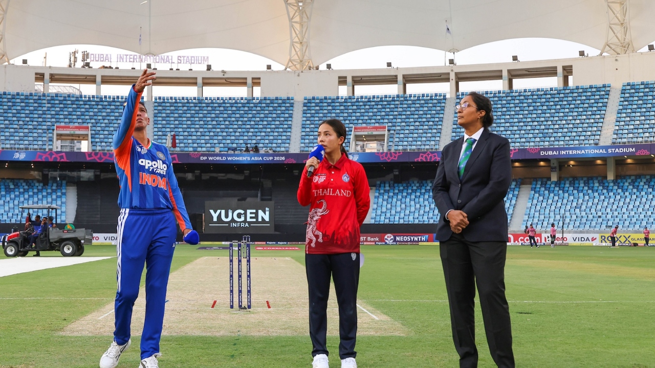 IND W vs THA W : టీ20ల్లో అరంగ్రేటం చేసిన ప్ర‌తీకా రావ‌ల్‌.. టాస్ ఓడిన భార‌త్‌.. హ‌ర్మ‌న్ ప్రీత్ కౌర్ ఏమ‌న్న‌దంటే?