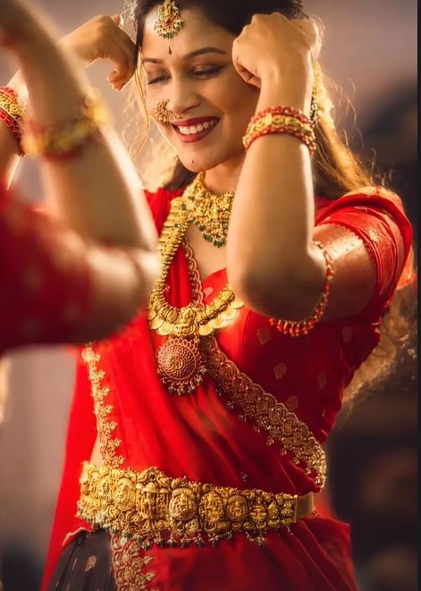 Serial Actress Yashmi Gowda Varalakshmi Vratham Photos