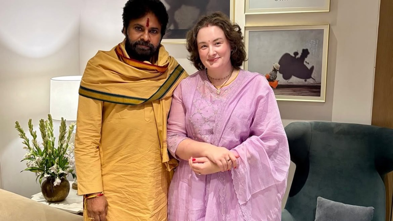 Anna Konidala : భర్తను ఫాలో అయిన భార్య.. పవన్ కళ్యాణ్ భార్య అన్నా కొణిదెల మంచిమనుసు..