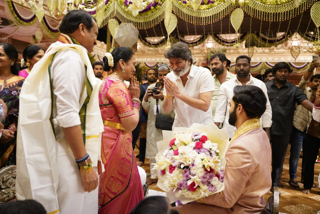 Trivikram Bandla Ganesh Issue Solved Pawan Kalyan Fans Happy 