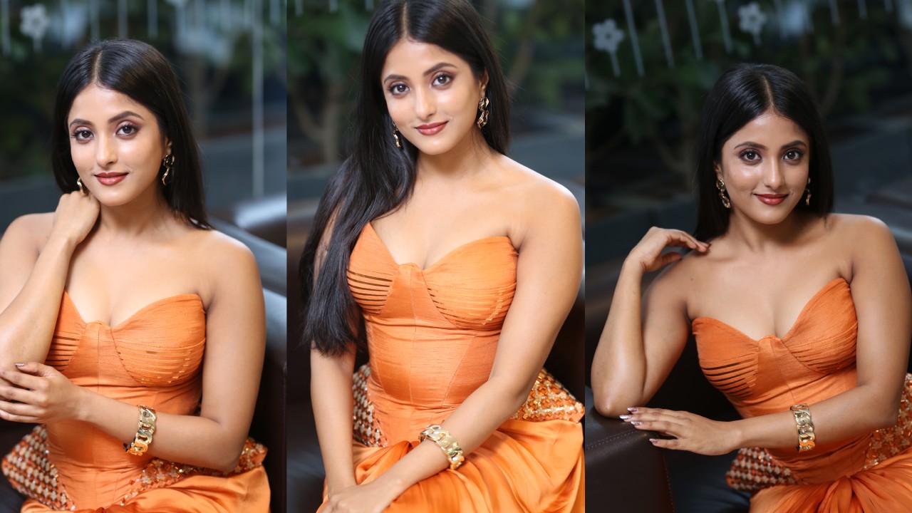 Ulka Gupta : ఉర్రూతలూగించే అందాలతో ఉల్కా గుప్తా.. అగధ ప్రీ రిలీజ్ ఈవెంట్లో సందడి..