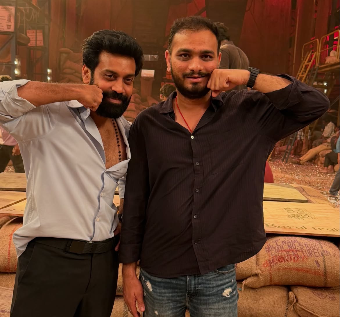 Aata Sandeep Shares The Paradise Movie Song Working Stills