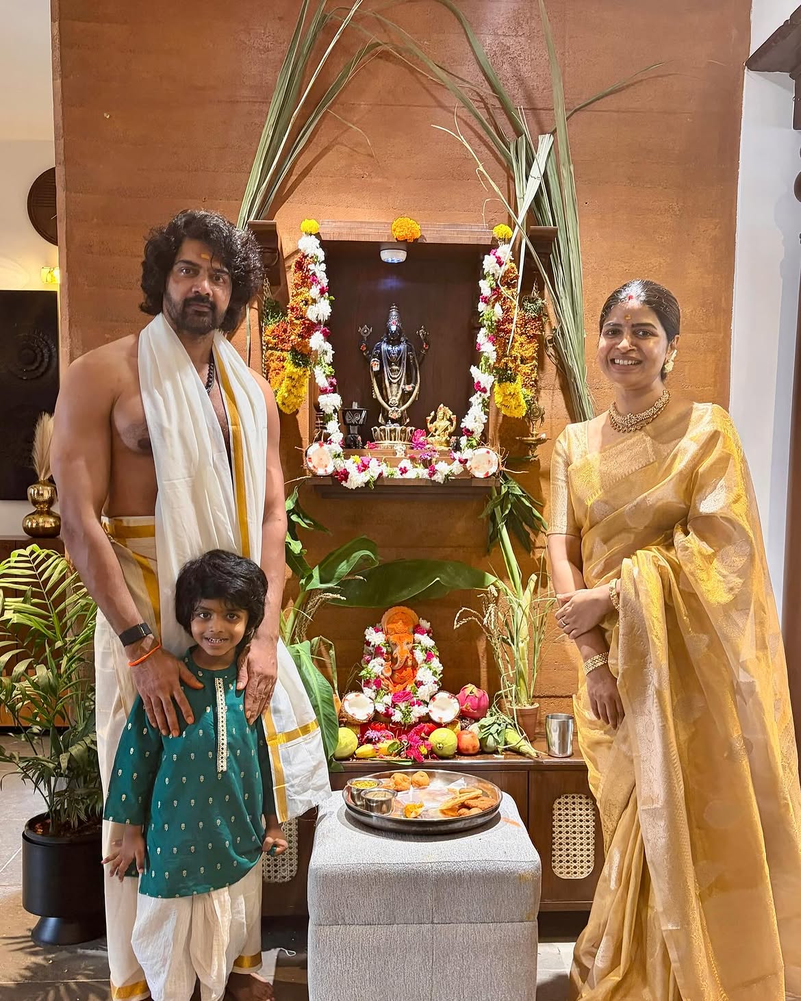 Naveen Chandra Vinayaka Chavithi Celebrations with Family