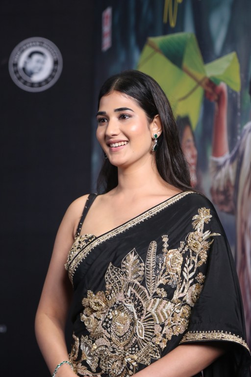 Amrutha Chowdary Stunning Looks in Black Saree
