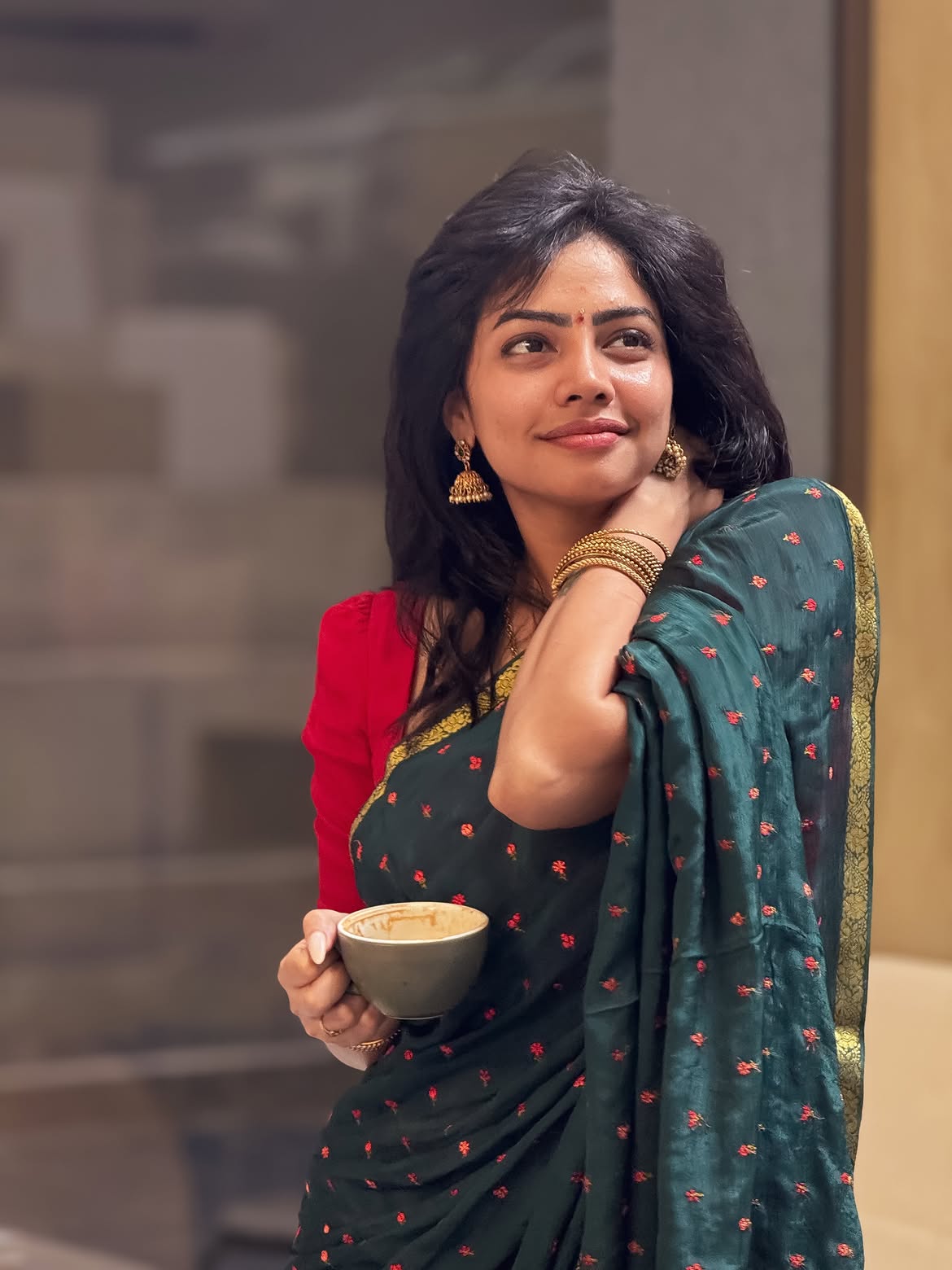 Anala Susmitha Stunning Looks in Saree