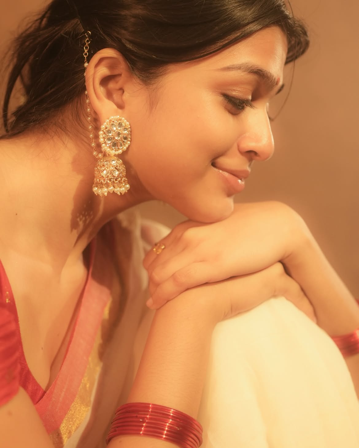 Ananthika Sanilkumar Looks like Bapu Bomma