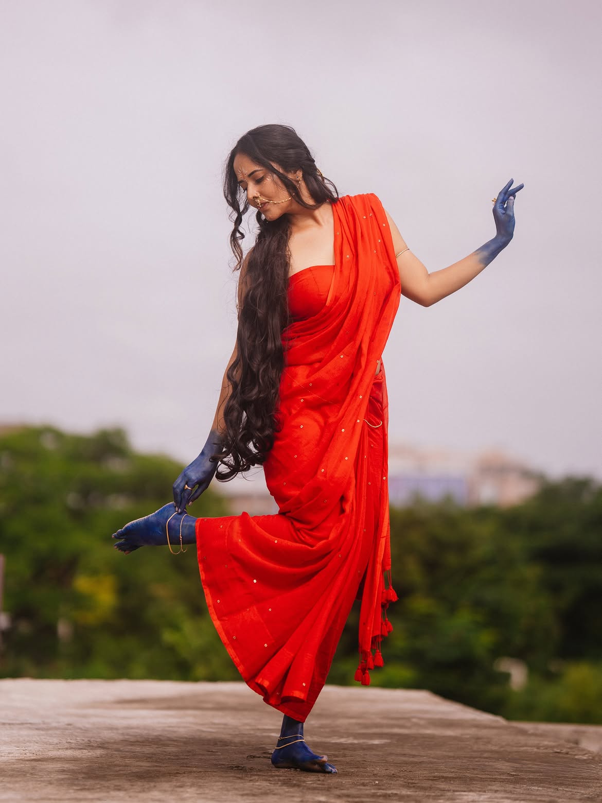 Anasuya Bharadwaj Dance Poses on Krishnashtami