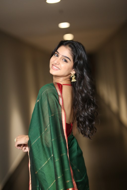 Anaswara Rajan Cute Photos in Saree