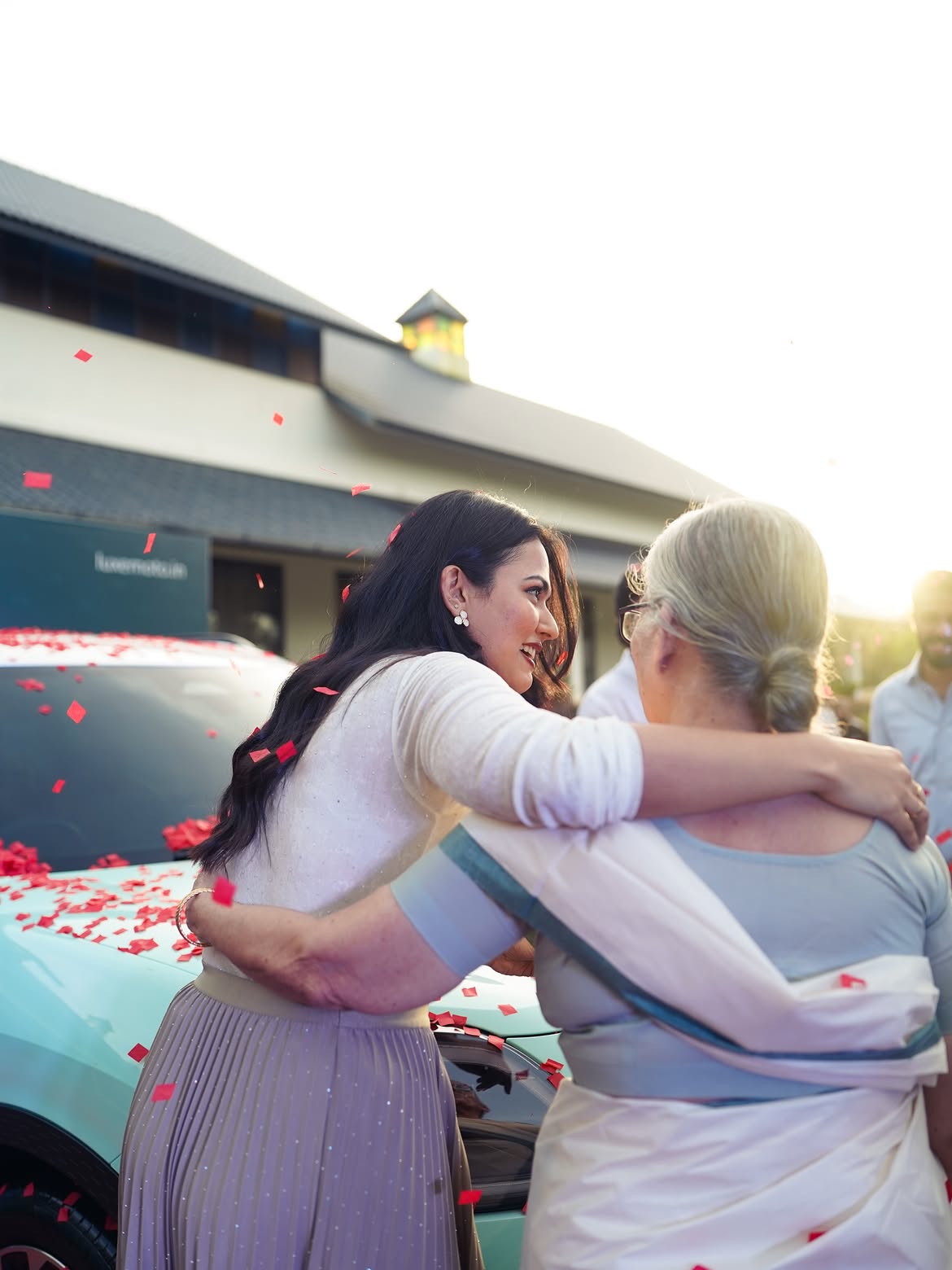 Aparna Das Buys Luxery Mini Cooper Car