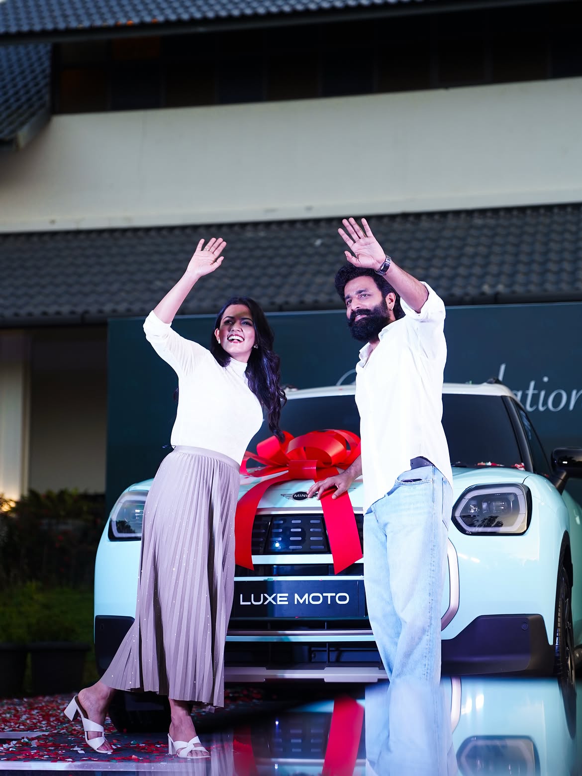 Aparna Das Buys Luxery Mini Cooper Car