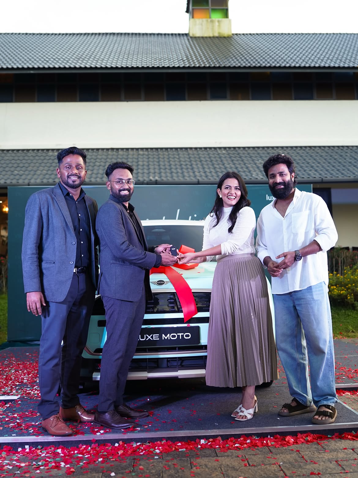 Aparna Das Buys Luxery Mini Cooper Car