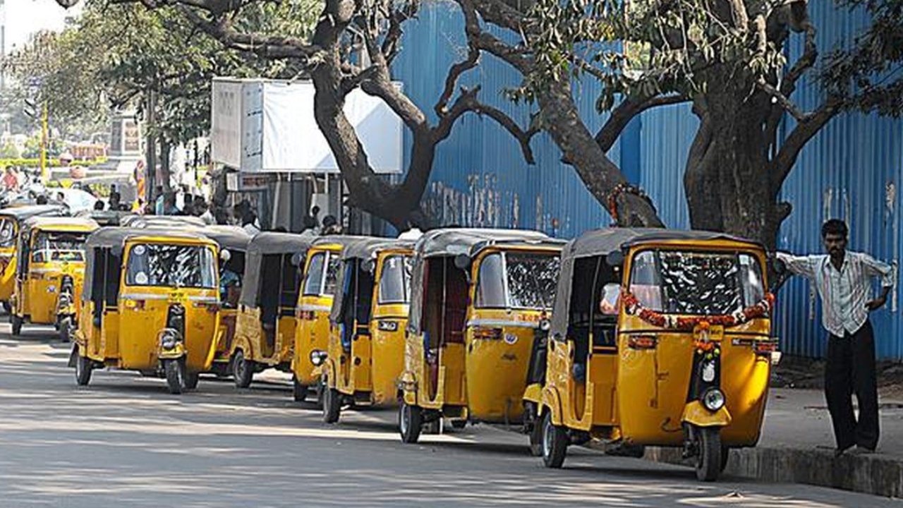 Auto Fare Hike : ప్రయాణికులకు బిగ్‌షాక్.. ఆటో ఛార్జీల పెంపునకు రంగం సిద్ధం.. కిలో మీటర్‌కు ఎంతంటే?