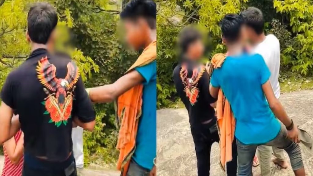 Bihar Woman Assault : బీహార్ లో మరో దారుణ ఘటన.. టూరిస్ట్ స్పాట్‌లో యువతికి వేధింపులు.. చెప్పులతో దాడి..