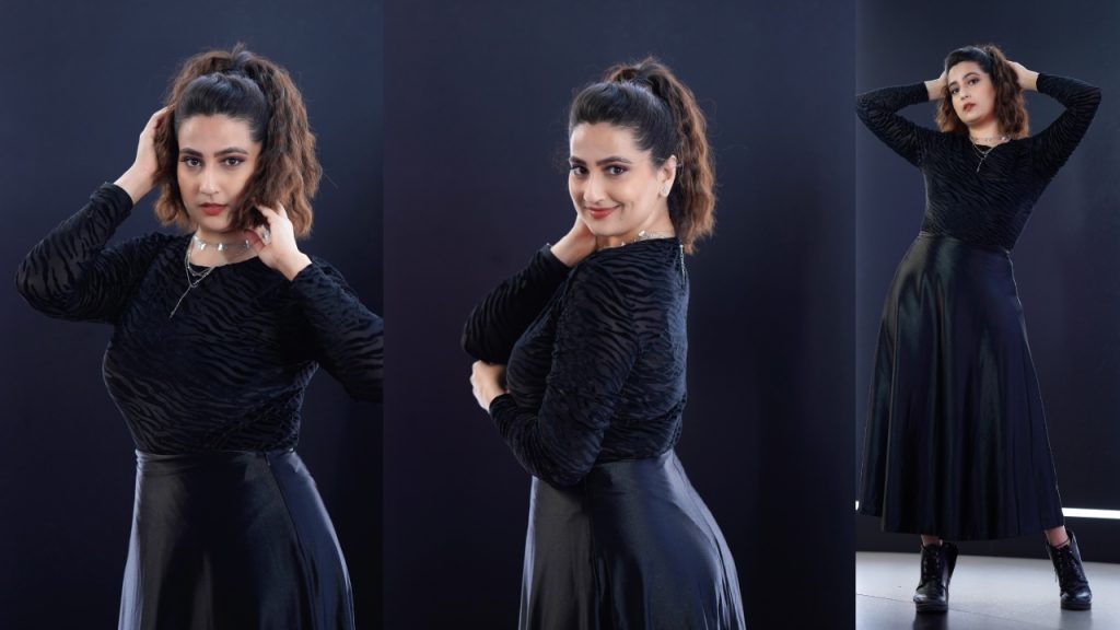 Anchor Manjusha : బ్లాక్ ఈజ్ క్లాసిక్‌.. బ‌ట్ నాట్ బేసిక్‌.. యాంక‌ర్ మంజూష ఫోటోలు వైర‌ల్..