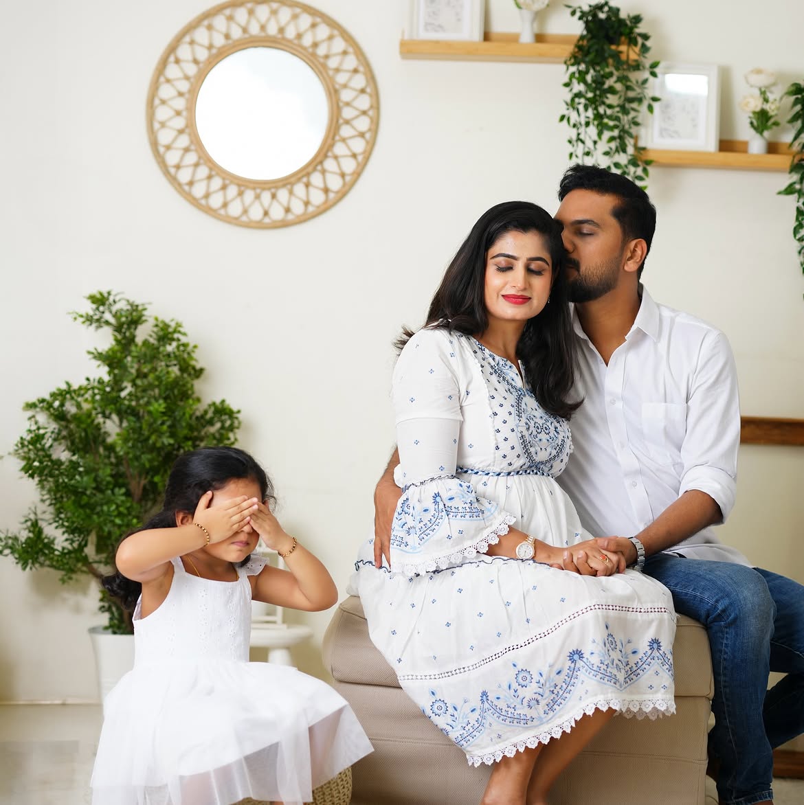 Chaithra Rai Bigg Boss Telugu Season 10 Contestant Family Photos