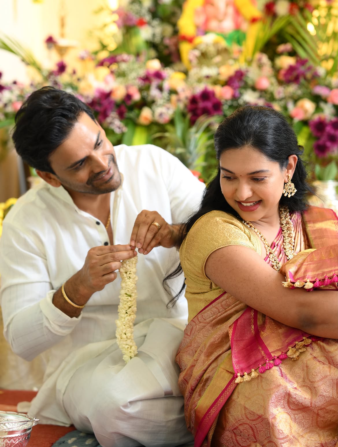 Pushpa Actor Daali Dhananjaya Family Photos