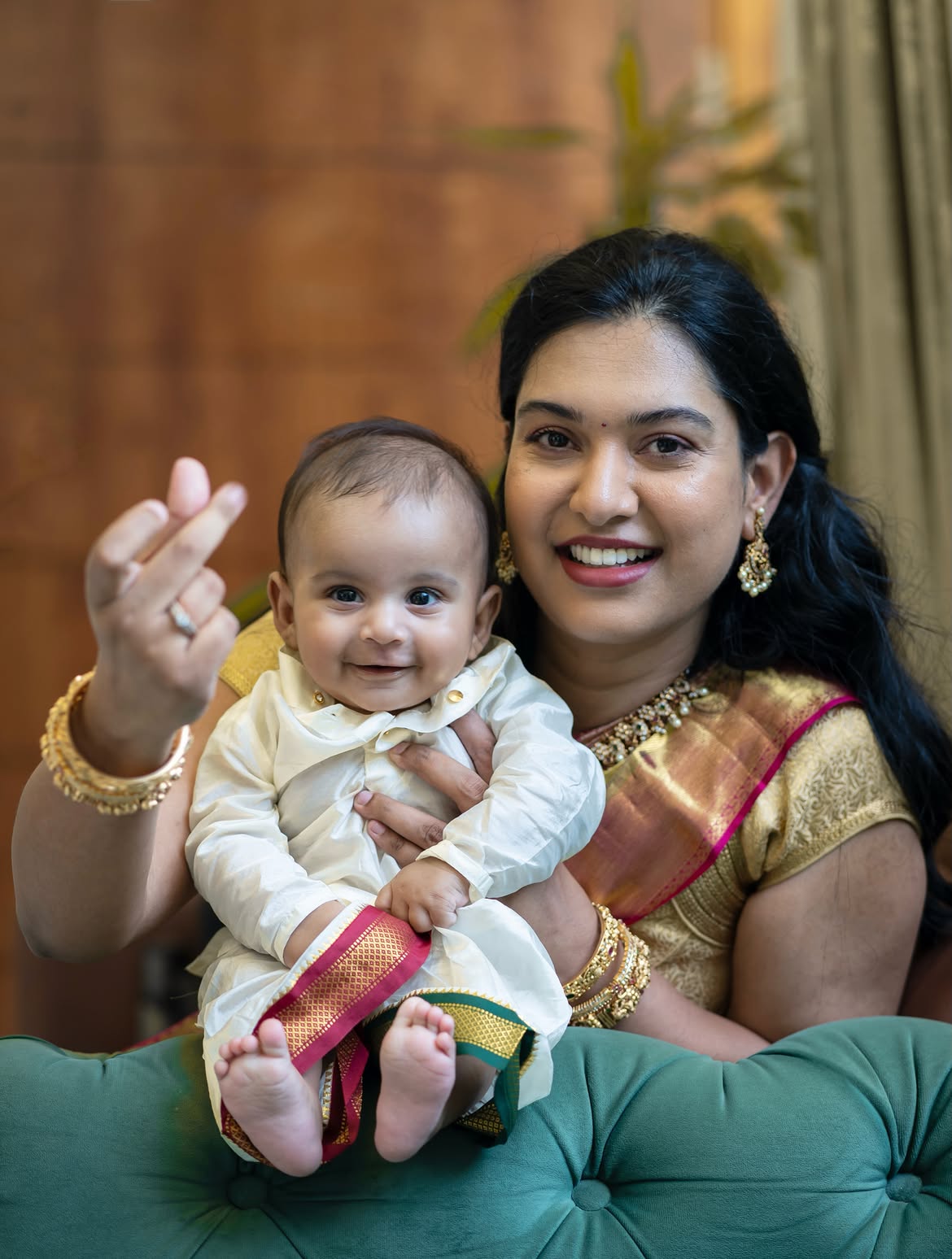 Pushpa Actor Daali Dhananjaya Family Photos