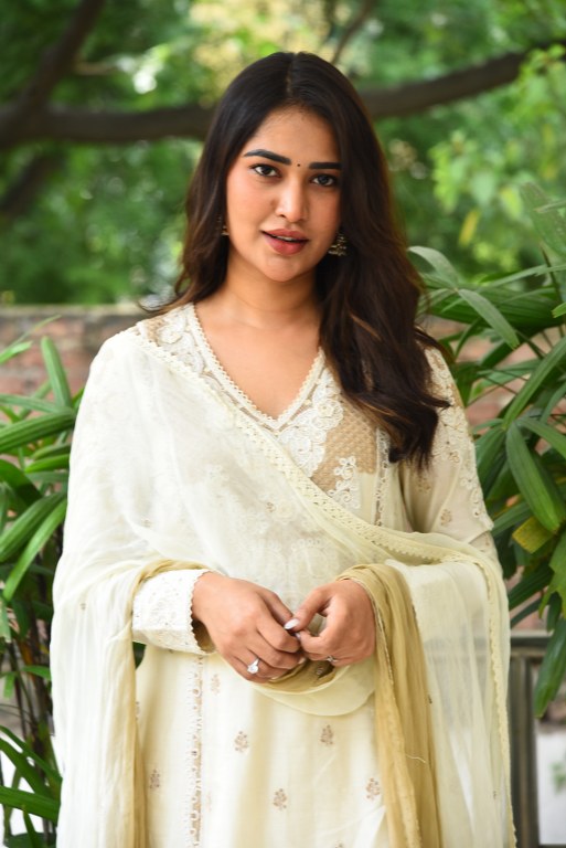 Dhashvika Kinthalli Entry in Tollywood with Tatvam Movie