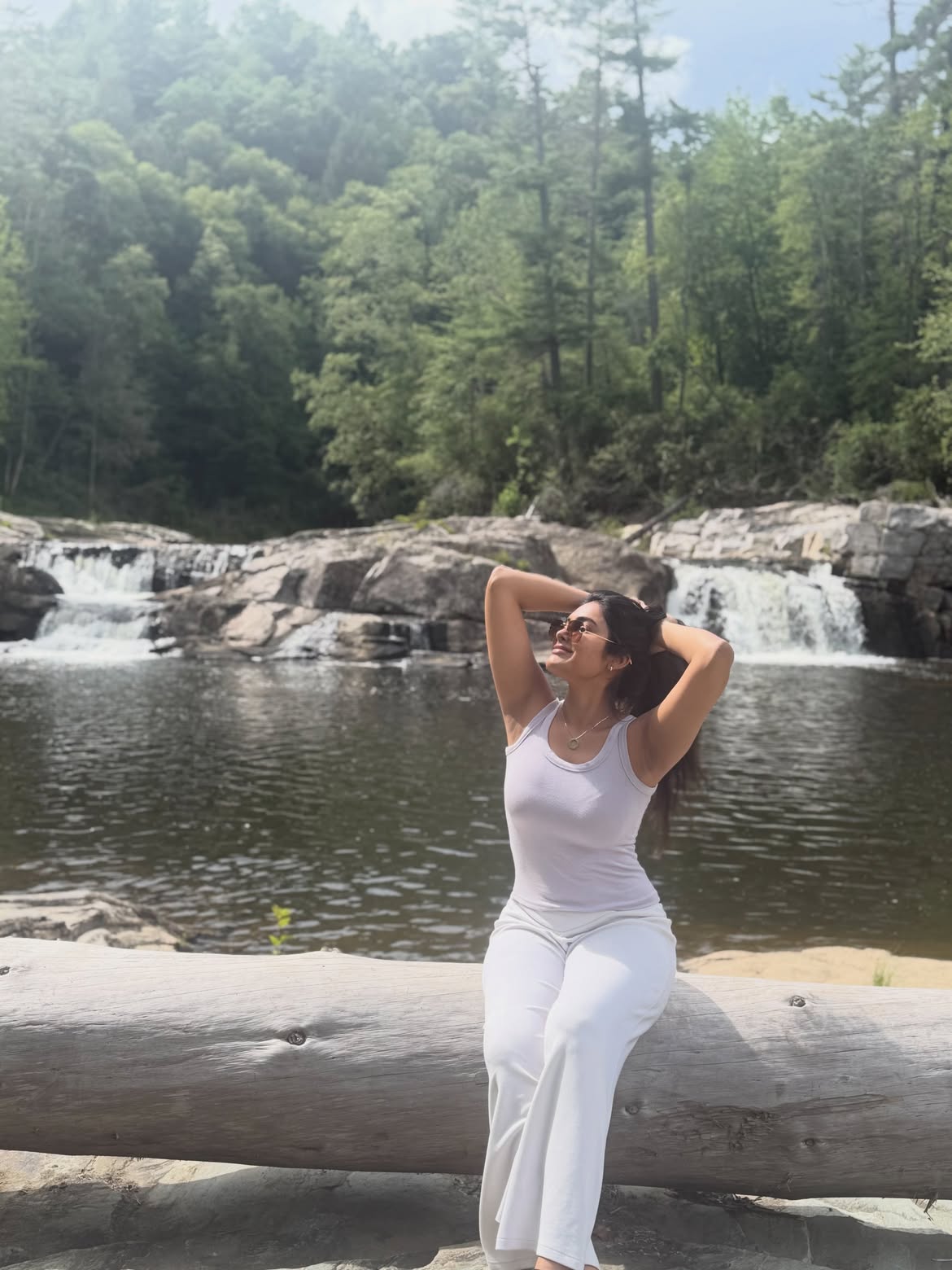 Divi Enjoying Vacation