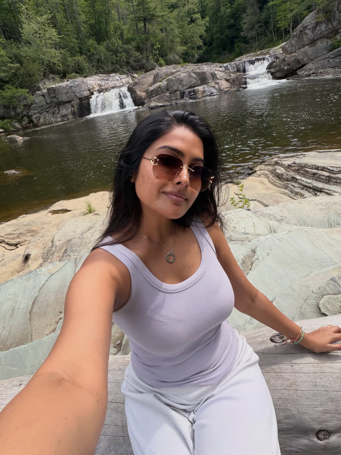 Divi Enjoying Vacation