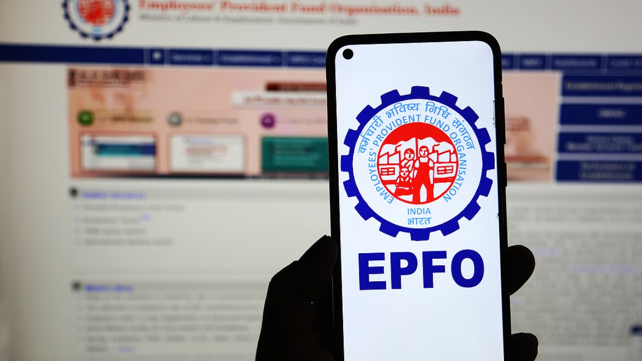 EPFO WhatsApp channel : PF సభ్యులకు గుడ్‌న్యూస్.. ఇక ముఖ్యమైన అప్‌డేట్స్ వాట్సాప్‌లోనే.. ఇప్పుడే ఛానల్ ఫాలో అవ్వండి!