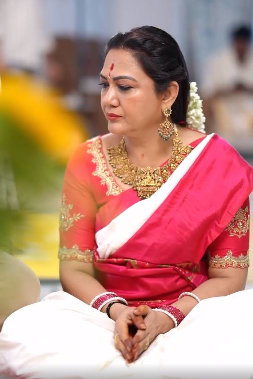 Hema Kolla Performed Pooja with Her Family