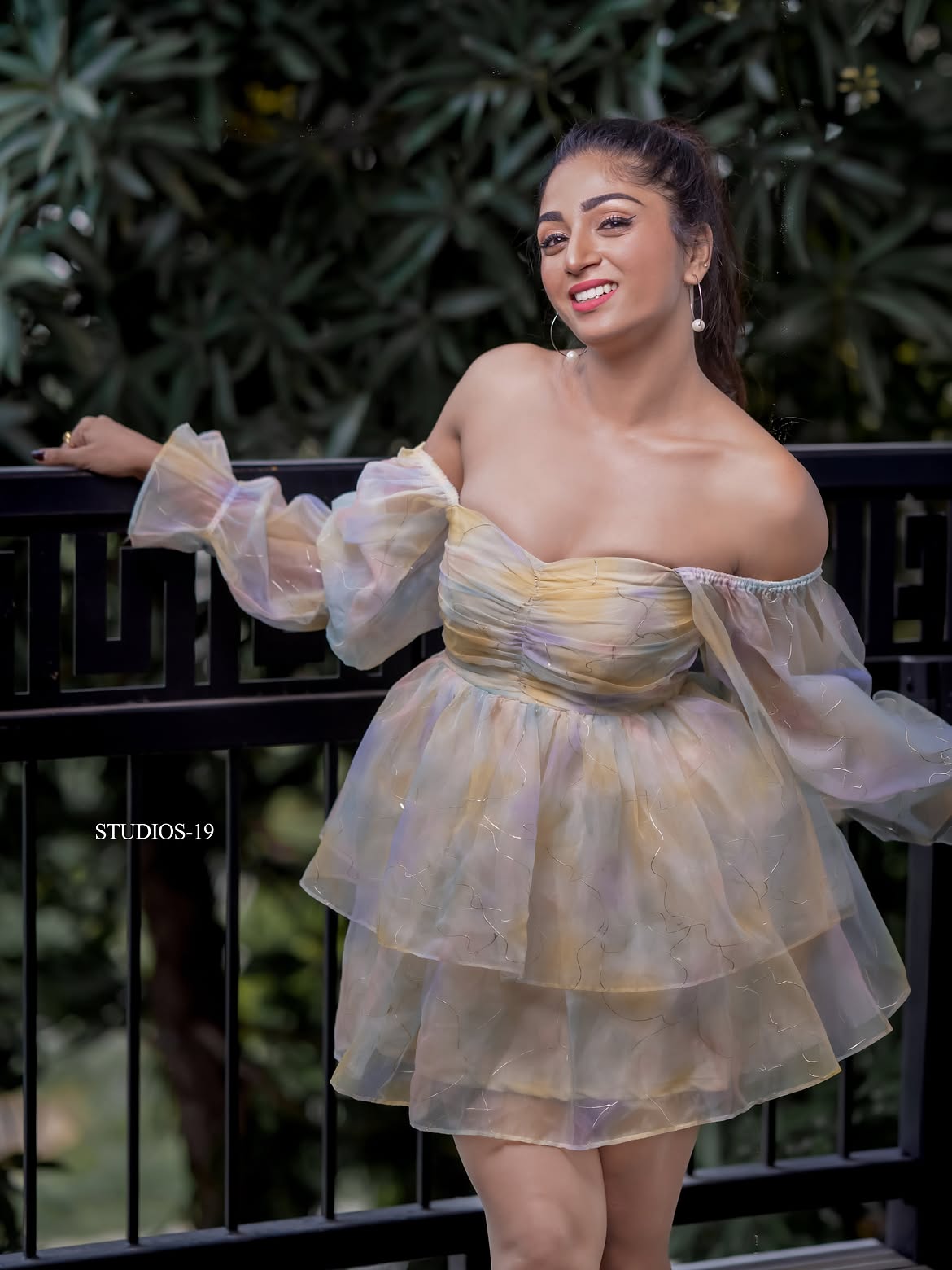 Serial Actress Jyothika Munirathnam Sizzling Photos in Gown