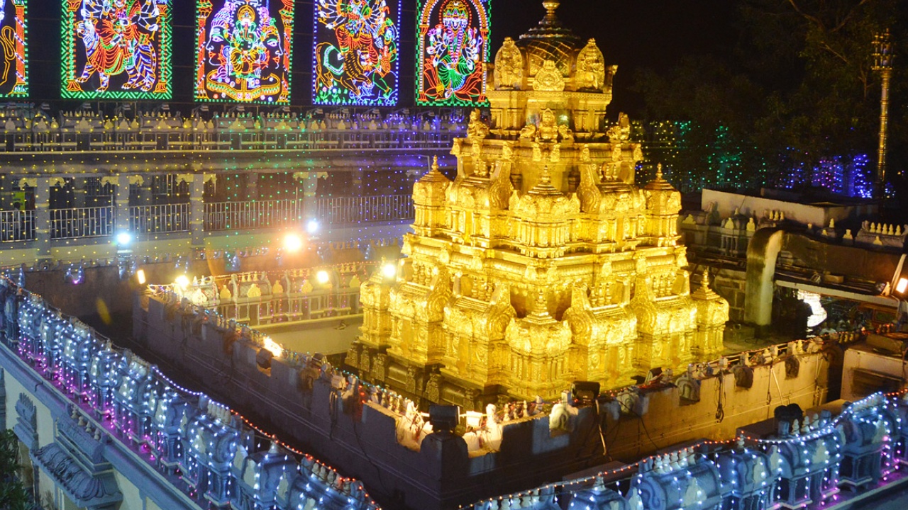 Kanaka Durga Temple : ఇంద్రకీలాద్రిపై అక్టోబర్​ 11 నుంచి శరన్నవరాత్రి ఉత్సవాలు.. పది రోజులు.. పది అలంకారాలు