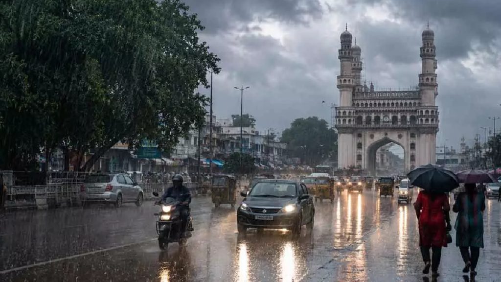 Telangana Rains: తెలంగాణలో మారిపోయిన వాతావరణం.. రానున్న రెండు రోజులు భారీ వర్షాలు.. ఈ జిల్లాలకు ఎల్లో అలర్ట్
