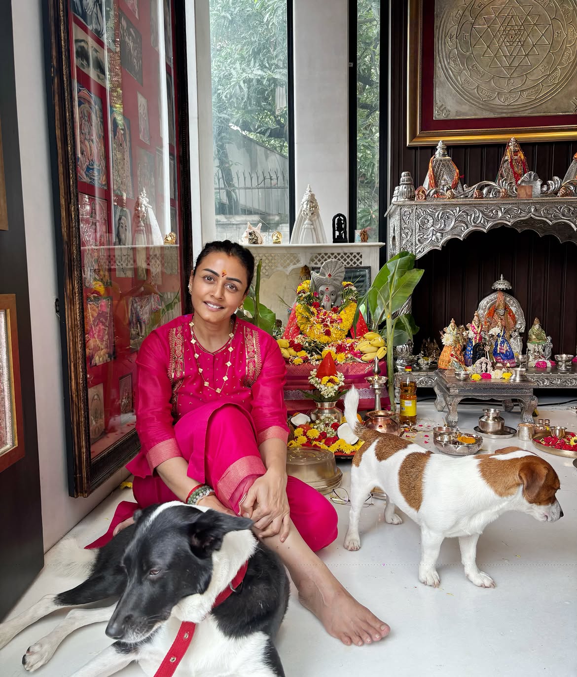Mahesh Babu Wife Namrata Shirodkar Vinayaka Chavithi Special Photos