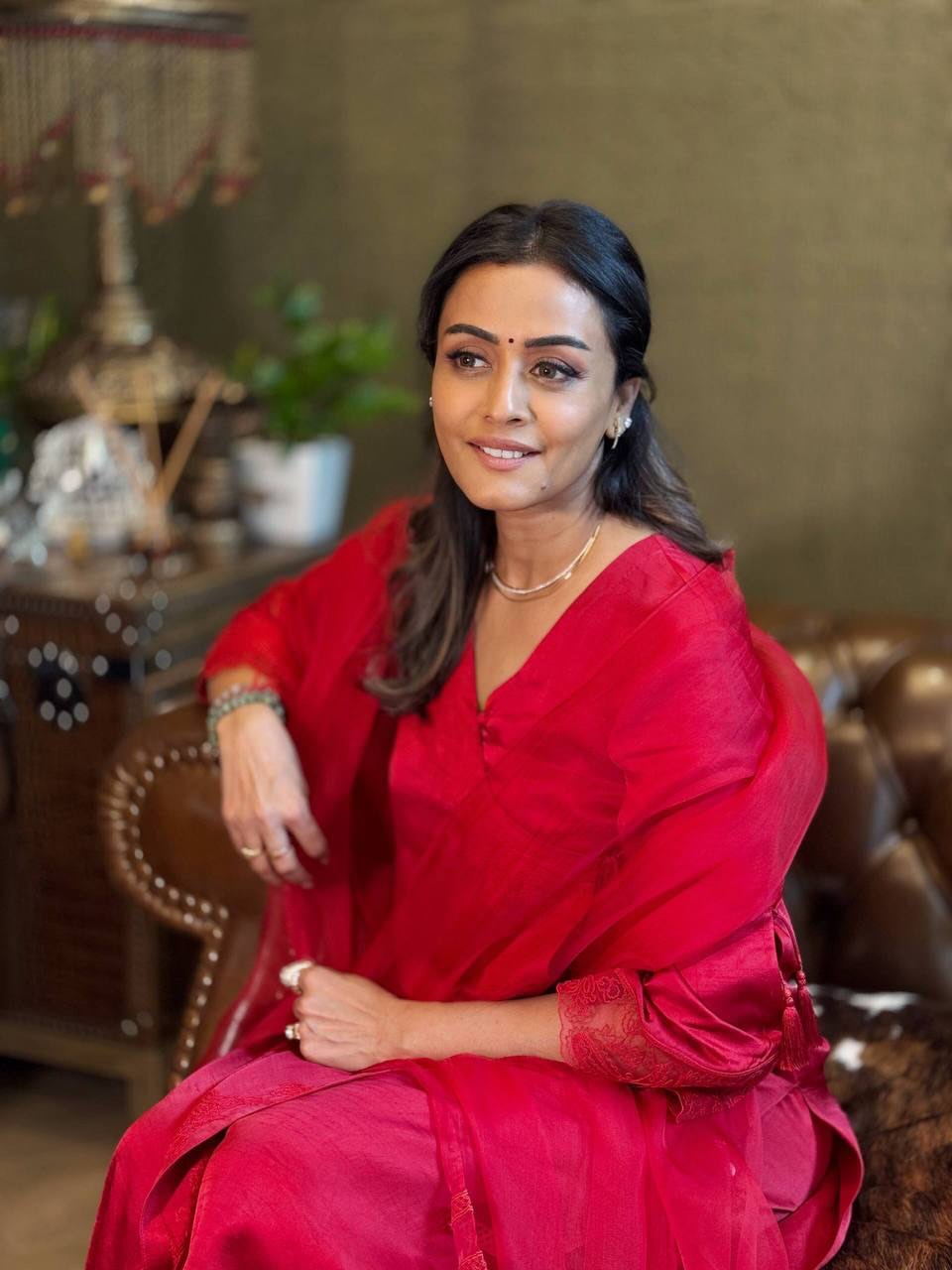 Mahesh Babu Wife Namrata Shirodkar Vinayaka Chavithi Special Photos