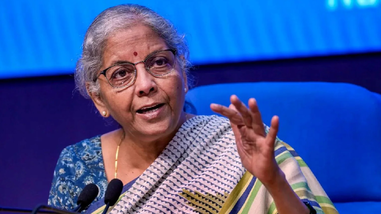 Nirmala Sitharaman: సామాన్యులపై రూపాయి భారం పడదు.. 96 శాతం మందికి ఫ్రీ.. యూపీఐ చార్జీలపై నిర్మలా సీతారామన్ కీలక ప్రకటన
