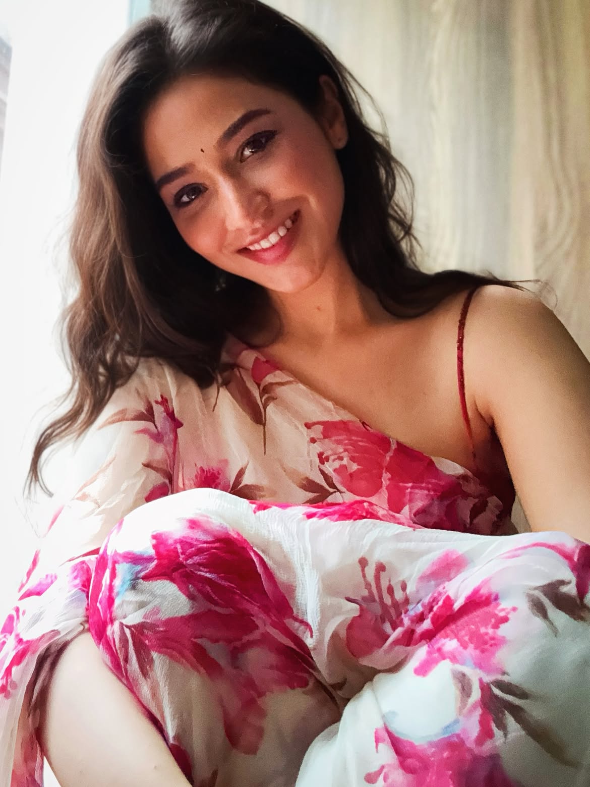 Priyanka Jawalkar Simple Looks in Saree