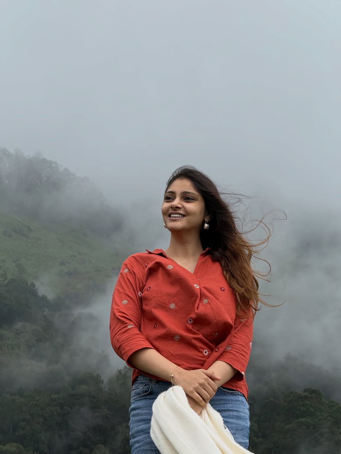 Kiran Abbavaram Wife Rahasya Kiran Enjoying Vacation in Nature