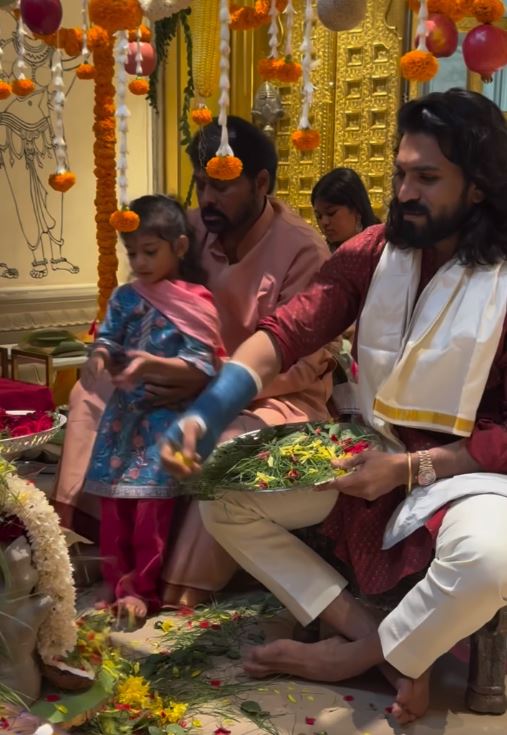 Ram Charan Chiranjeevi Vianayaka Chavithi Celebrations with Klin Kaara