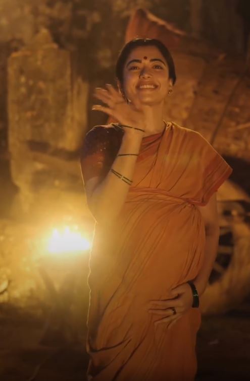 Rashmika Mandanna Baby Bump Photos goes Viral from Ranabaali Sets