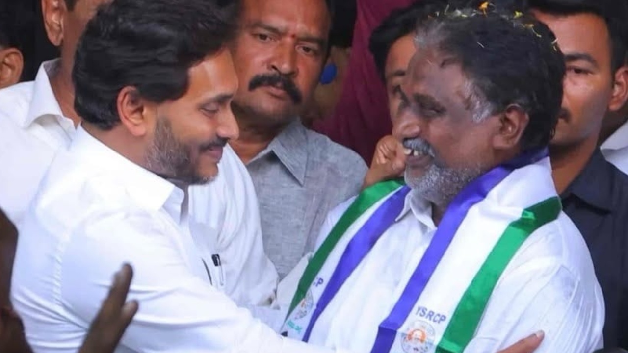 YSRCP : వైసీపీ అధిష్టానం కీలక నిర్ణయం.. పార్టీ నుంచి మోపిదేవి శ్రీనివాసరావు సస్పెండ్.. ఐదు నెలలకే వేటు