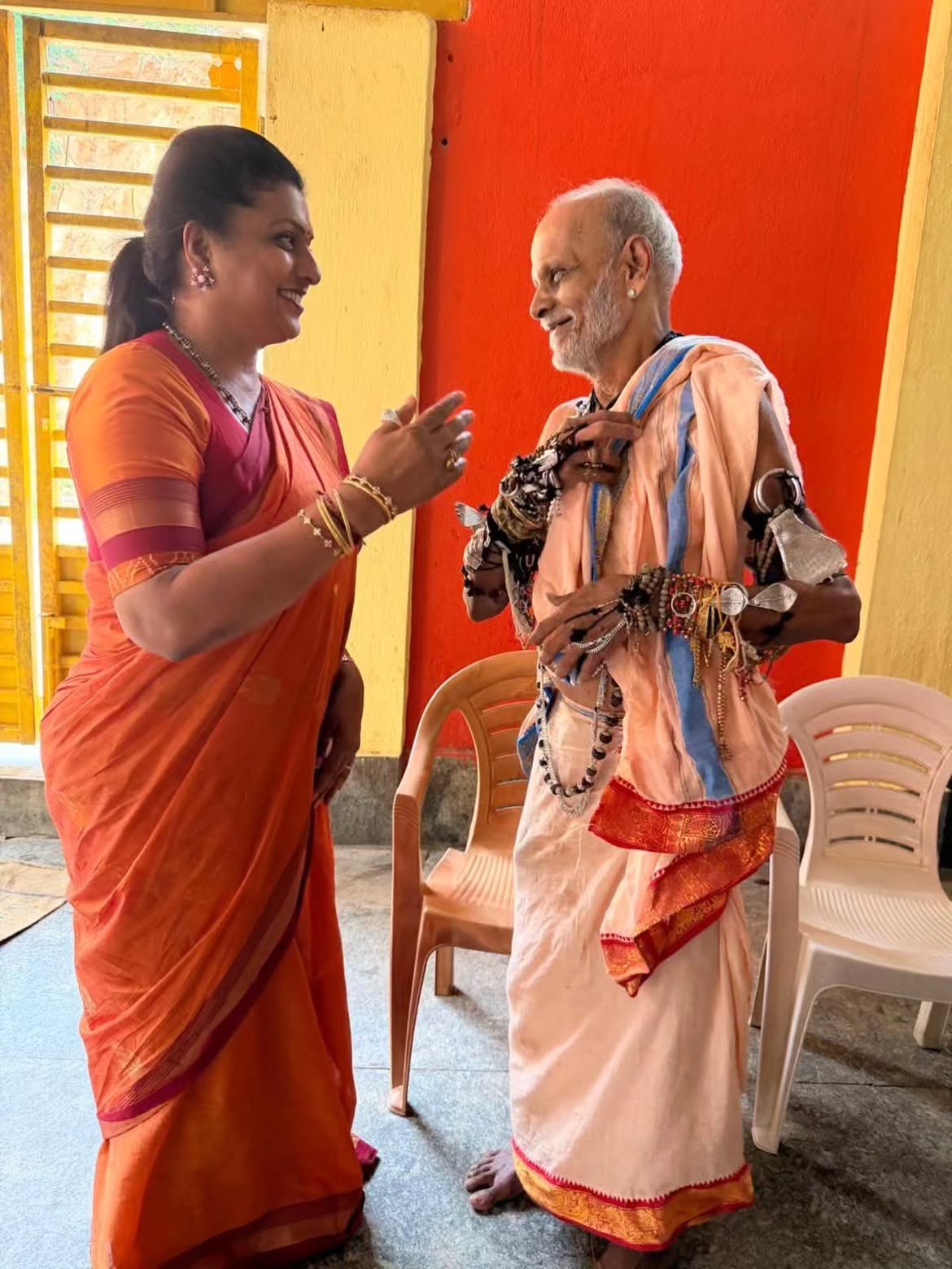 Roja Selvamani Visits Singiri Kona Narasimha Swami Temple