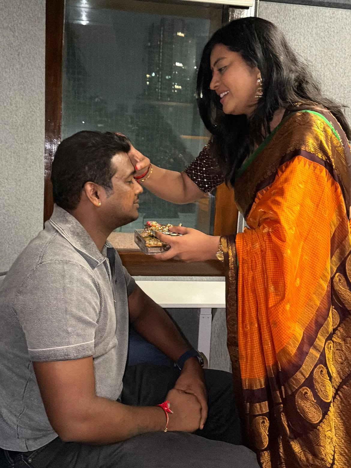 Sameera Bharadwaj Tied Rakhi to Rahul Sipligunj