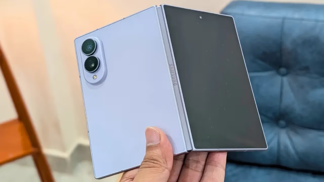 Samsung Galaxy Z Fold 8 : శాంసంగ్ మడతబెట్టే ఫోన్ ఇదిగో.. ఇలా కొన్నారంటే రూ. 11వేలు డిస్కౌంట్.. ఇంకా తగ్గాలంటే?