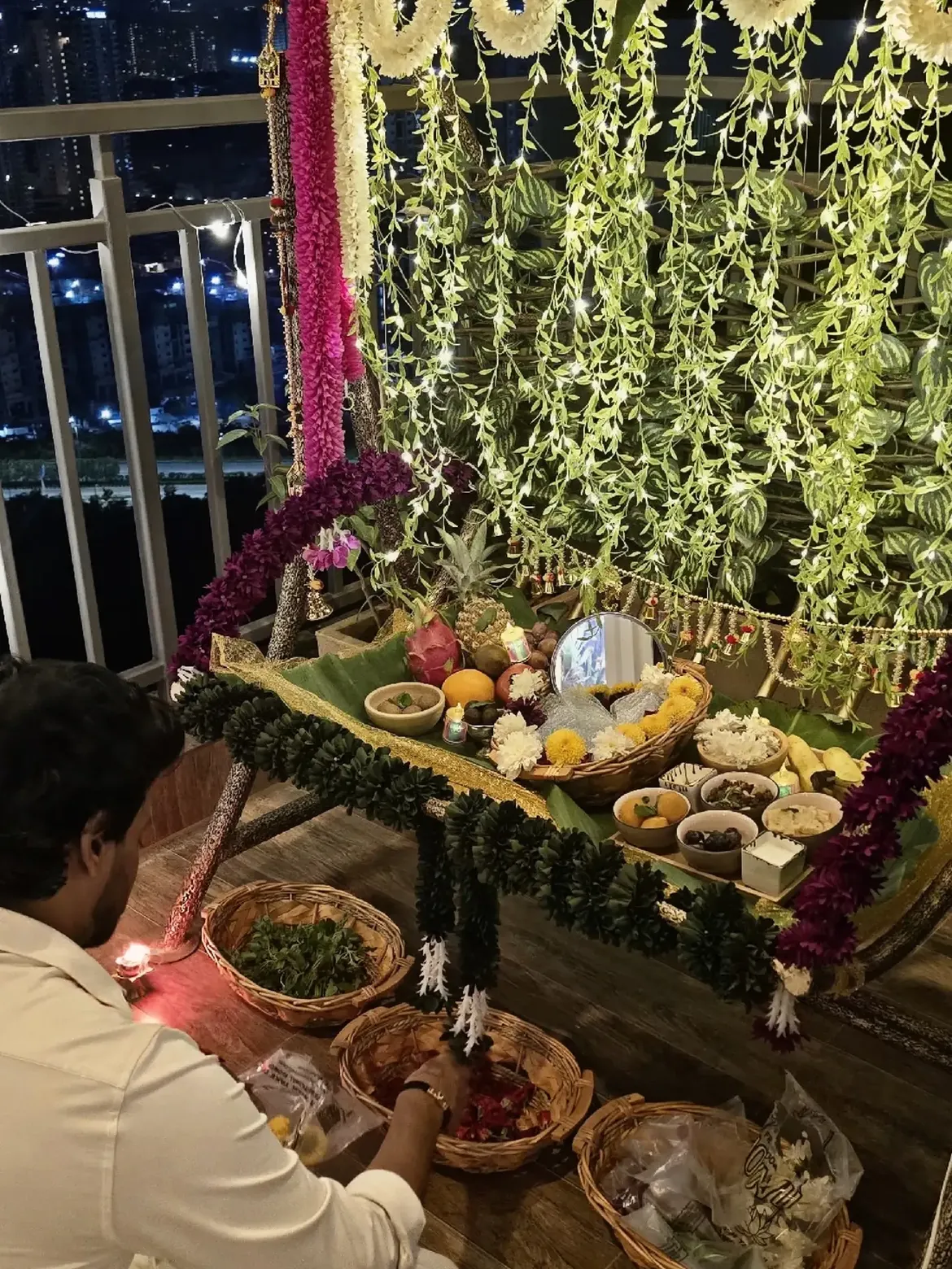Shanmuk Jaswanth Krishnashtami Celebrations with Wife Vaishnavie Chodisetti