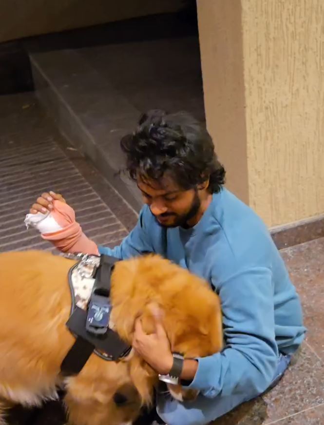 Shanmuk Jaswanth Shares Photos with his Pet Dog