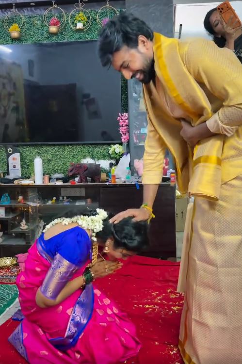 Serial Actress Sireesha Satyanarayana Swami Vratham with Husband Actor Mahendra