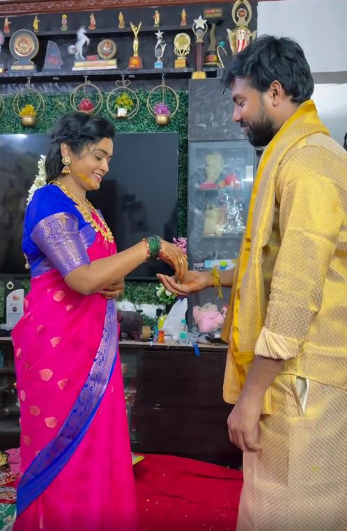 Serial Actress Sireesha Satyanarayana Swami Vratham with Husband Actor Mahendra