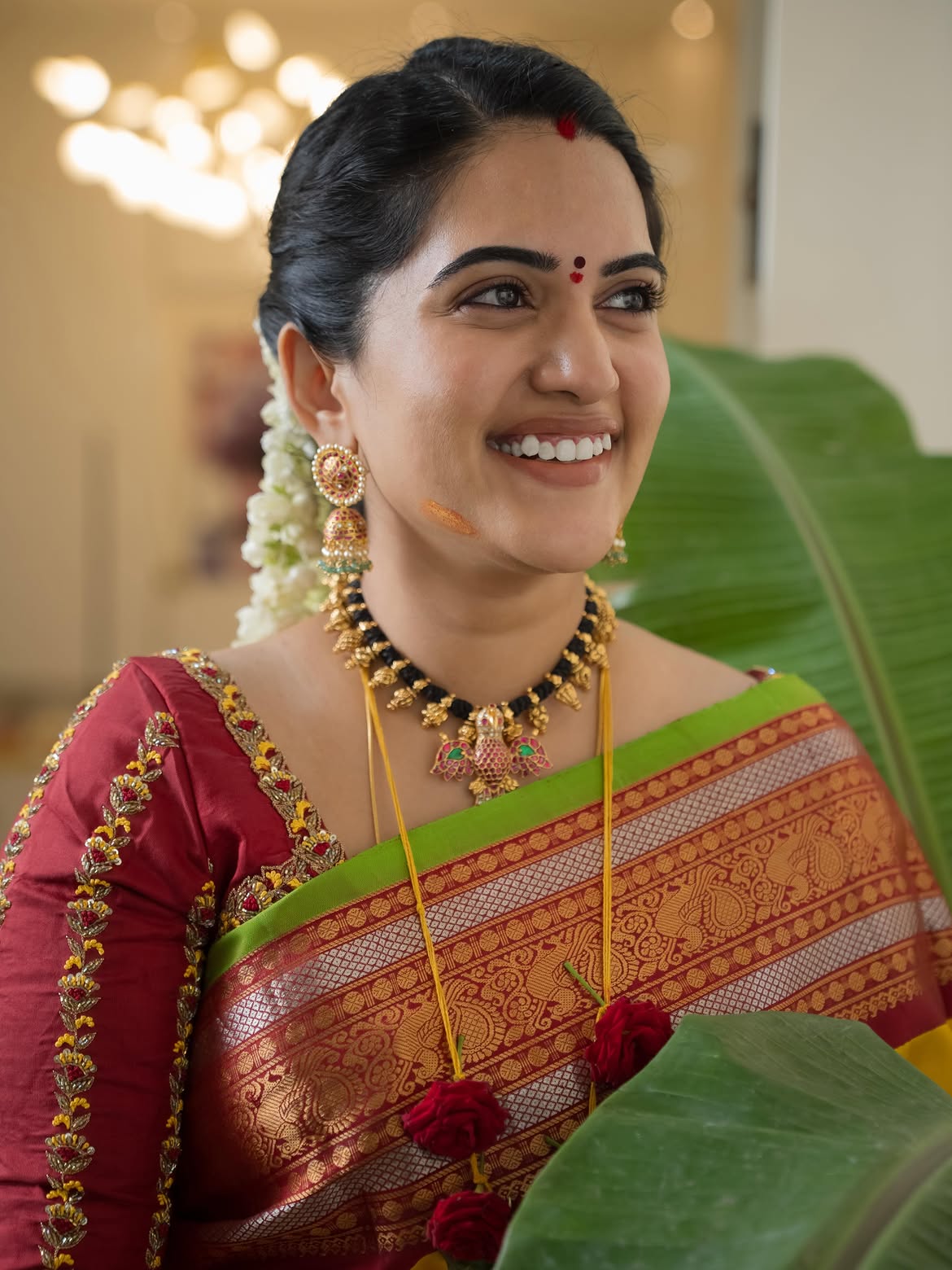 Anchor Sravanthi Chokarapu Perform Pooja