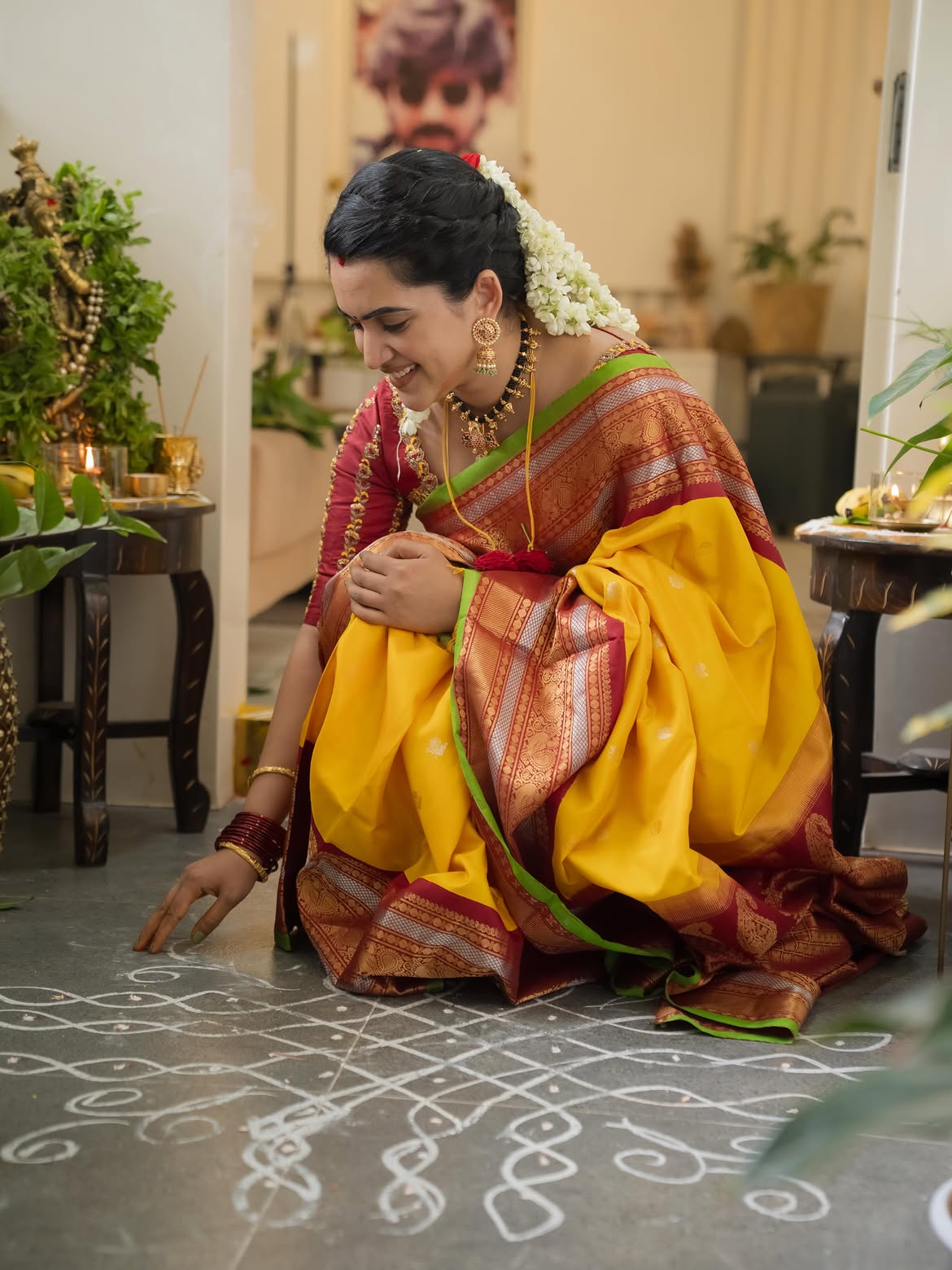 Anchor Sravanthi Chokarapu Perform Pooja
